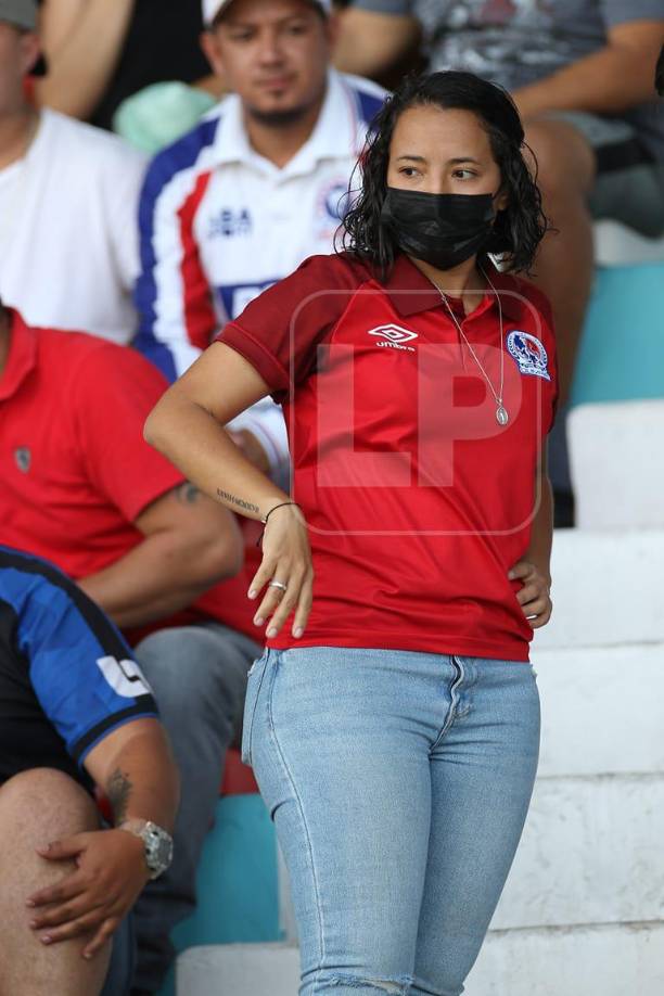 Las chicas no podían faltar y le respondieron a su amado Olimpia en el duelo de semifinales.