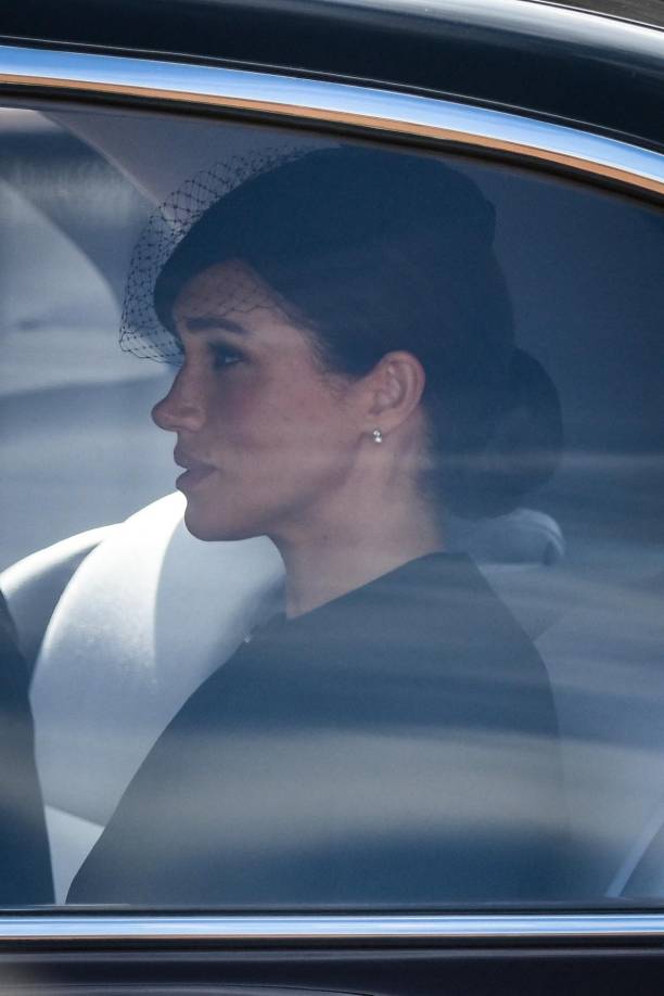Meghan Markle, duquesa de Sussex, viajó en auto hasta el palacio de Westminster junto a la condesa de Wessex.