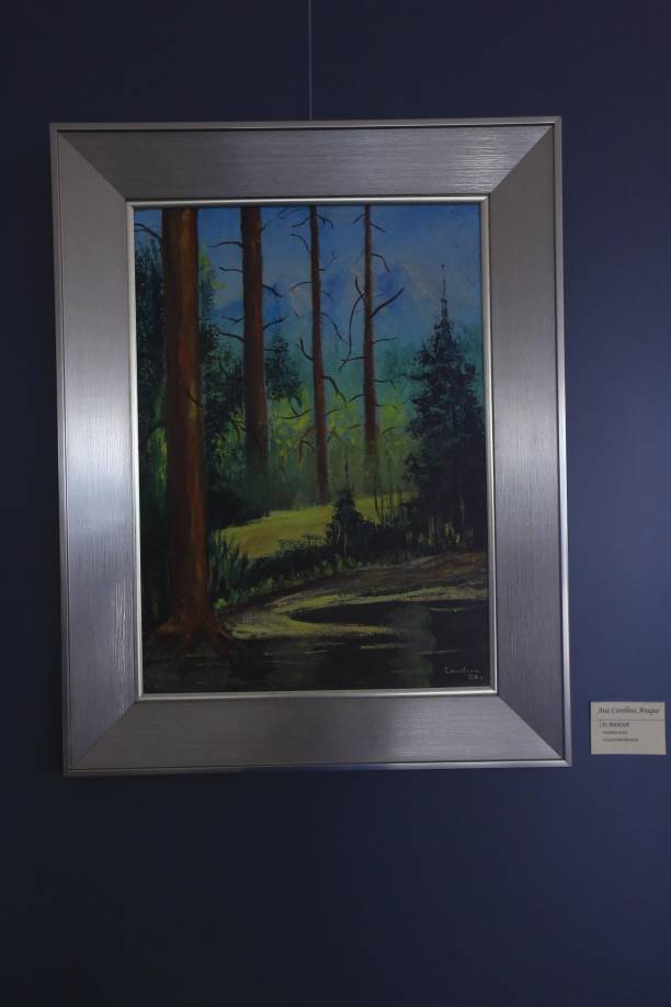 ”El Bosque”, de la cirujana general Ana Carolina Araque. Para esta obra utilizó la técnica en óleo. 