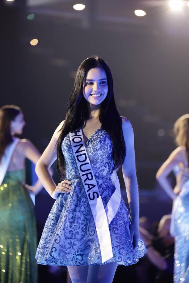 Para la gala final del sábado, se realizará el corte de las primeras 20 finalistas y después de las 10 mejor evaluadas por el jurado.