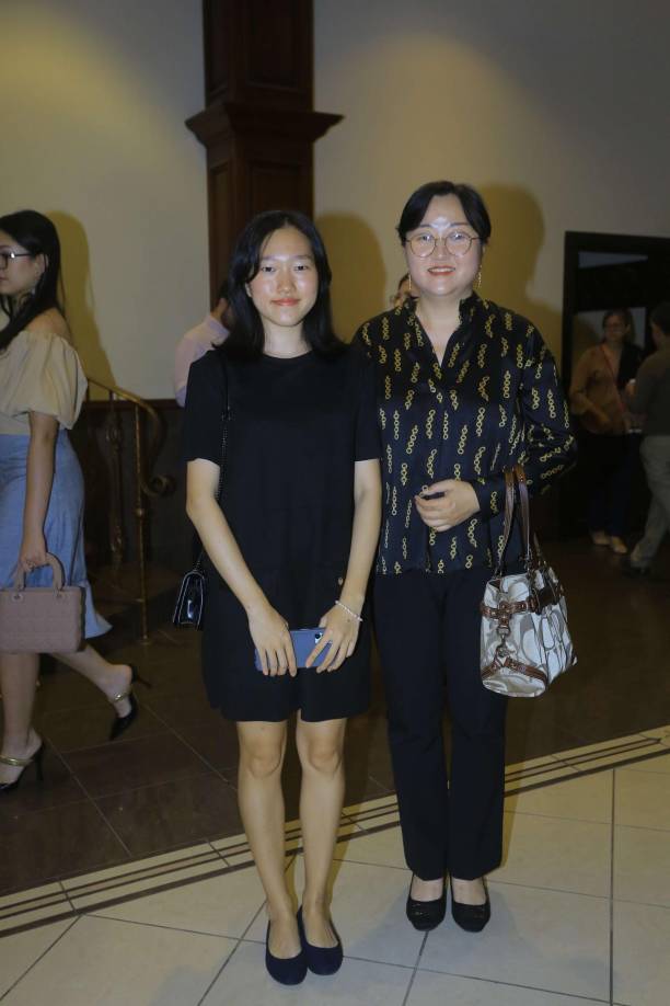 Sofía Kim y Yunjin Yeo