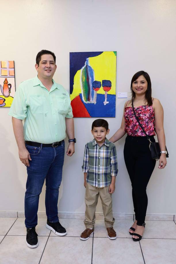 Reynaldo Yanes, Sebastián Yanes y Helen Rodríguez