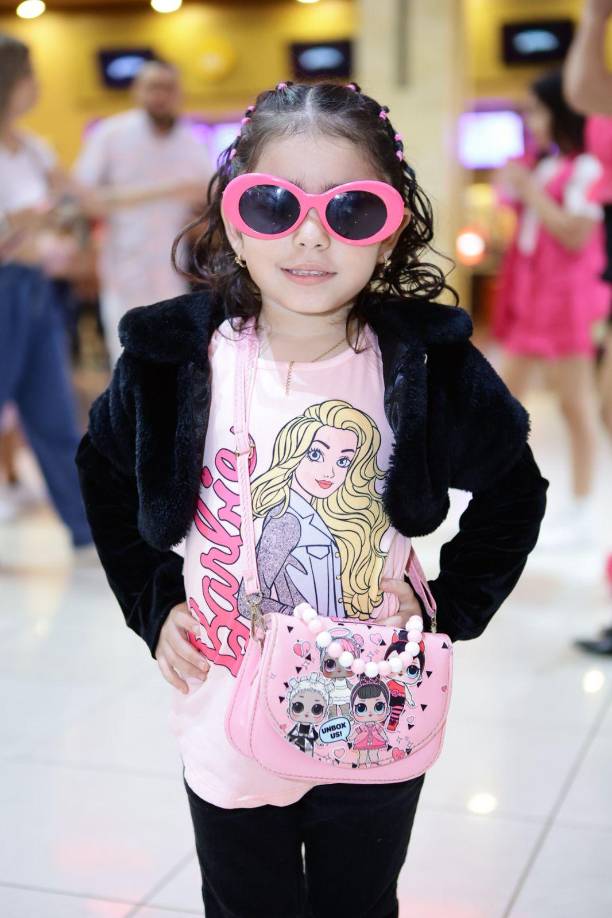 ¡Locura rosa! Así se lucen los sampedranos por estreno de Barbie