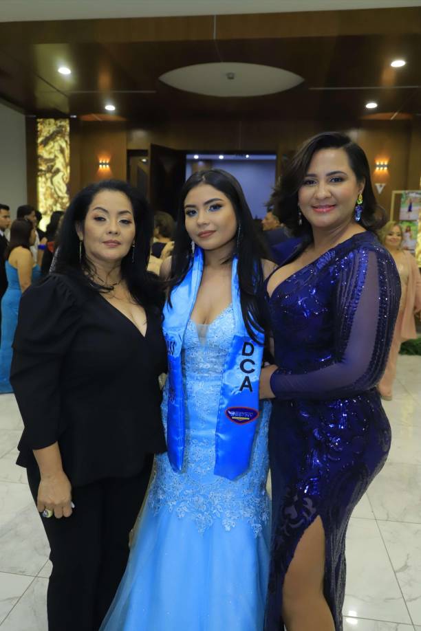 Brenda Aguilar, Isabella Aguilar e Isis Fajardo