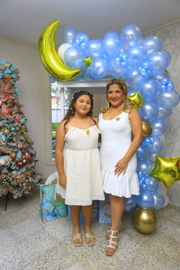 Mía Caballero y Carla Zelaya