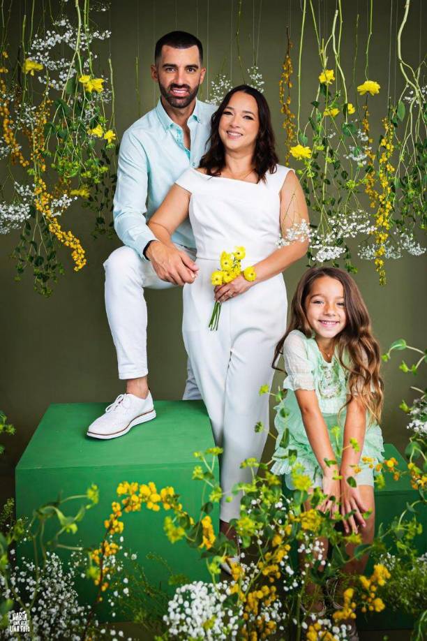 “Si en un futuro, porque yo siempre le voy a hablar con la verdad, ella quiere preguntarme y quiere saber la razón a ella se la diré o ella sola se dará cuenta”, continuó, “pero ante los ojos de los demás no tengo por qué dar más explicaciones, ni aclarar ninguna de las cosas que se han dicho”, aseveró Adamari.