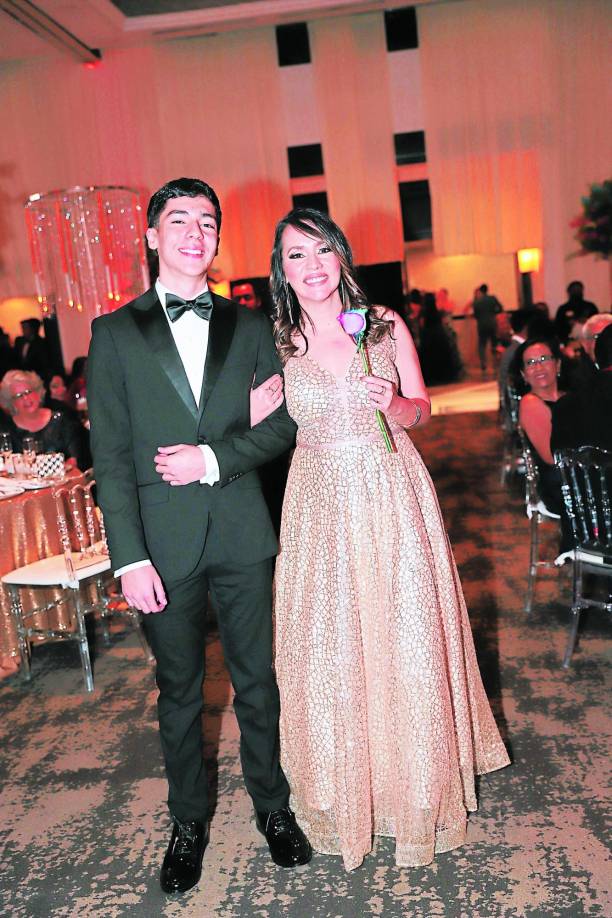 Diego Rubio y Gabriela Becerra.