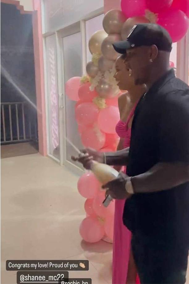 Mediante sus redes sociales, la pareja presumió lo bien que la pasaron este fin de semana. 