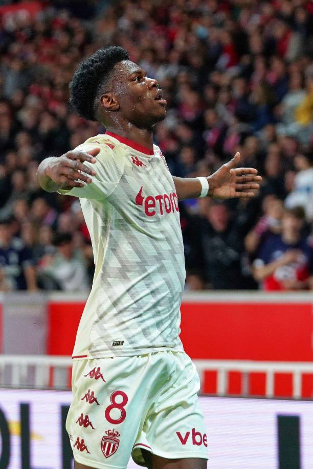 El agente de Tchouaméni le habría comunicado al Liverpool que el jugador fichará por el Real Madrid. Cuenta con 22 años de edad y milita en el Mónaco.