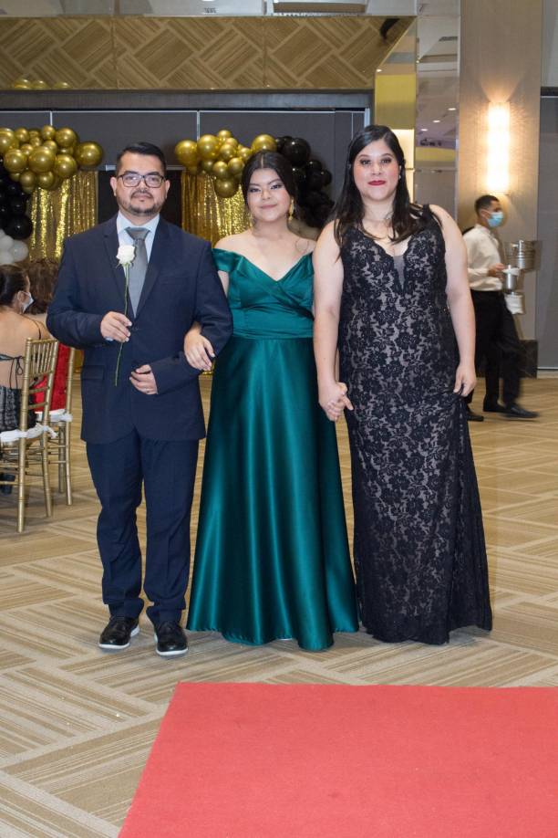 Mario Lagos, Diana Lagos y Xiomara Beltrand