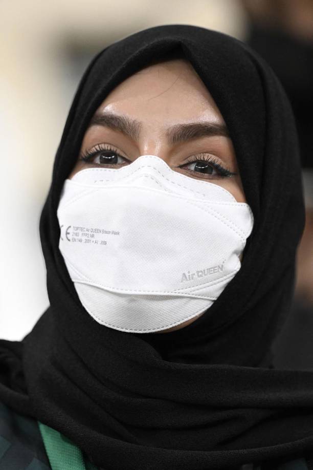 Mexicanos rompen reglas en Qatar y el ambiente en Arabia-México