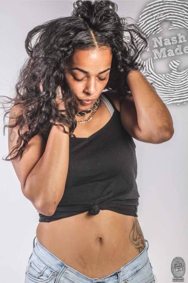 La policía indicó que ya tienen pistas sobre el asesino de Bennett a raíz de inspecciones en cámaras de seguridad en la zona del ataque mortal. 