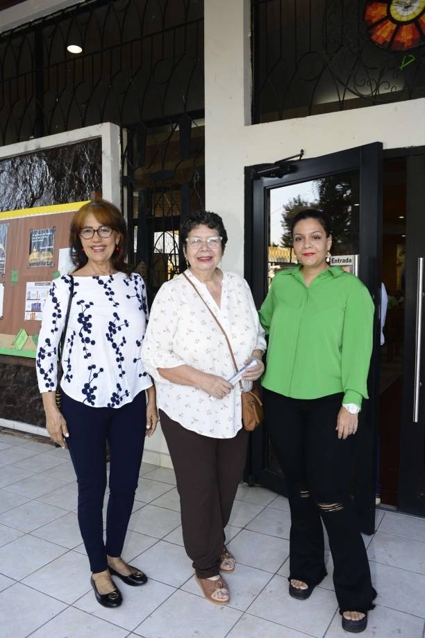 Aida Espinal, Dalila Torres y Pamela Rivas