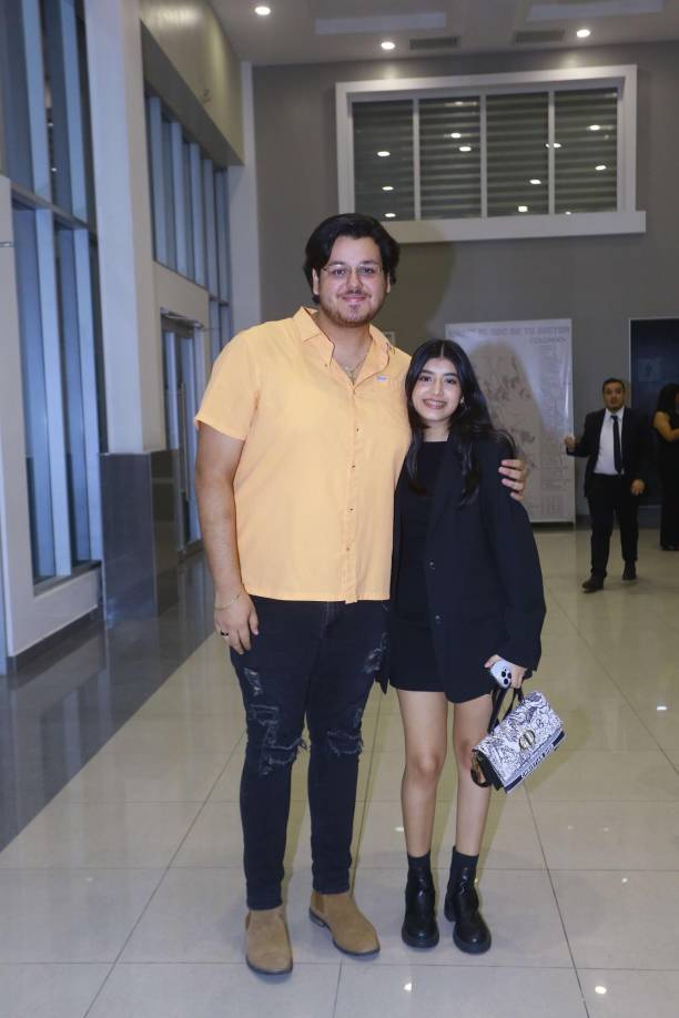 Arturo Rendón y Arely Peraza