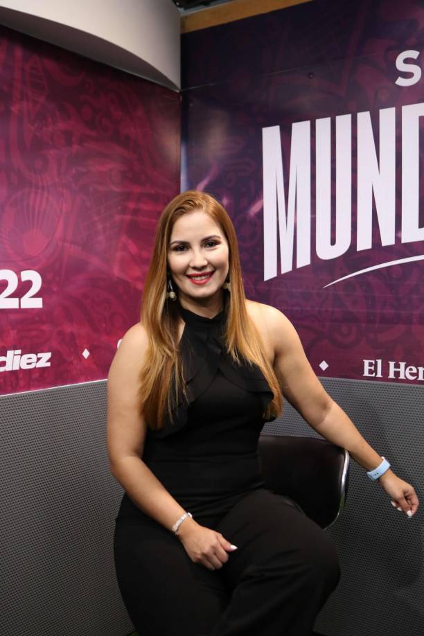 ¿Cómo se vive la cobertura de un evento de esa magnitud?Es algo difícil de explicar, solo el hecho de estar ahí, de ser parte de la fiesta, de vivirla en primera fila son de las mejores cosas que te pueden pasar. Solo así podés entender como el fútbol realmente es el deporte rey, como un evento puede involucrar a un país entero y hacer que se paralice por completo, de verdad que cuando vivís un momento así, te quedas sin palabras. 