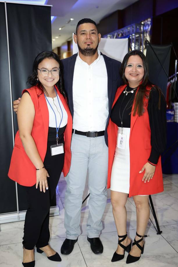 Alejandra Sánchez, Astor Chacón, Luisa Ochoa 