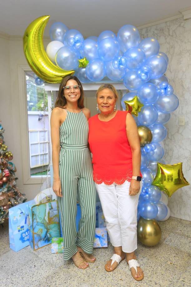 Valeria y Leslie Velásquez