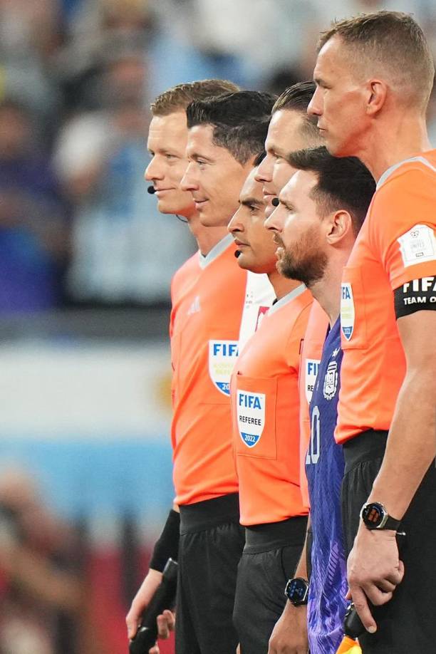 Formando parte de un duelo decisivo en tercera fecha de la primera fase del Grupo C.