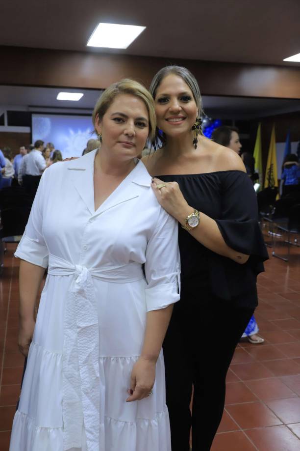 Ameno cóctel para celebrar 70 aniversario de la EIS