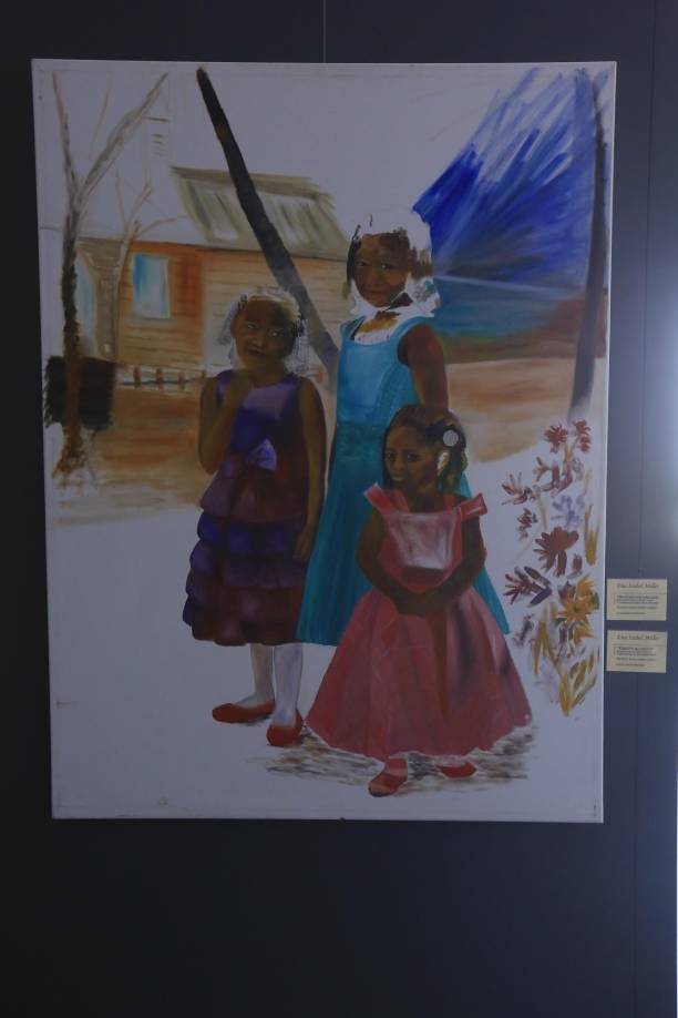 Ena Isabel Miller presentó “Trinidad en Unidad”.