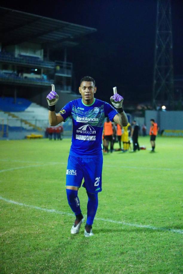 El portero Denovan Torres estaría cerca de unirse a las filas de la UPN.