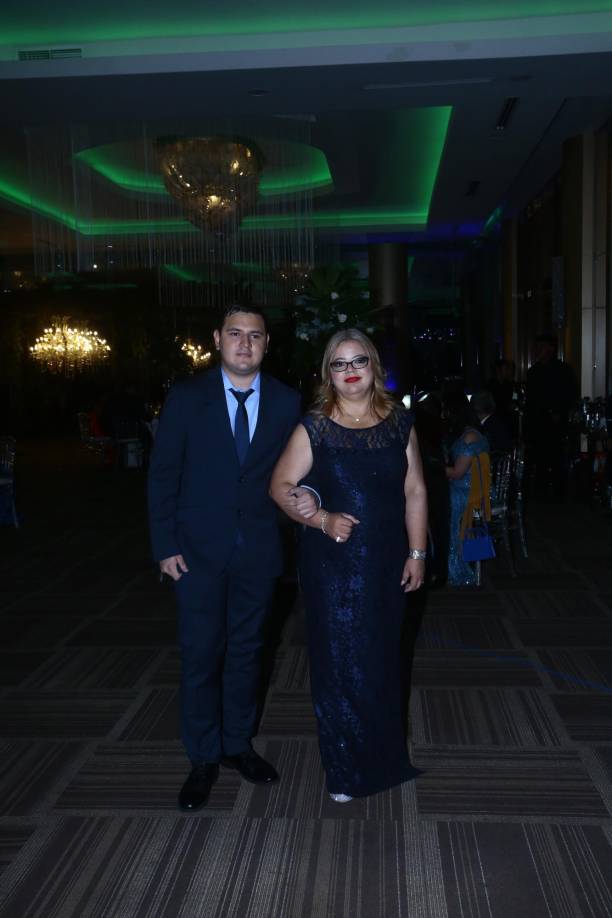 Alfredo Castillo y María Fernanda Barrera