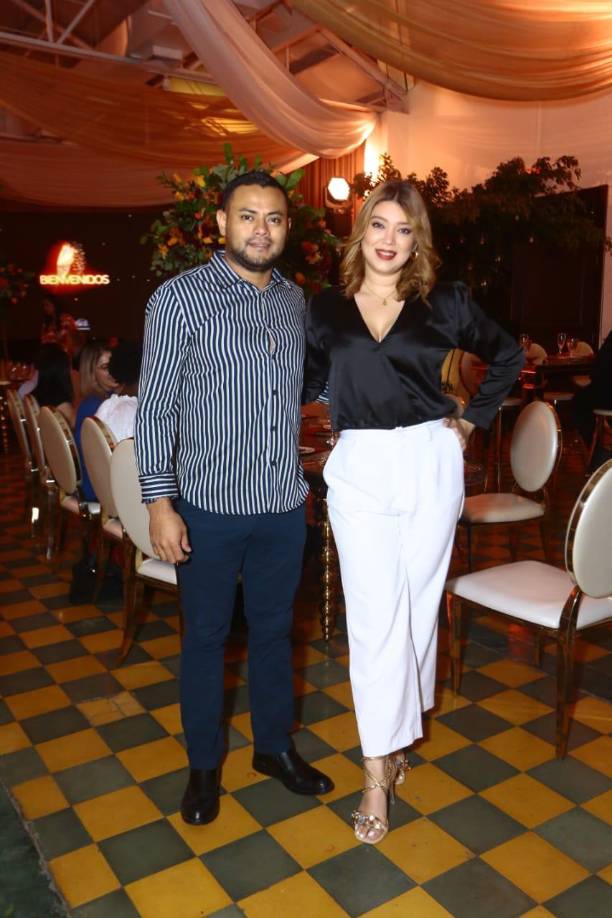 Dany Cárcamo y Ángela Cuevas