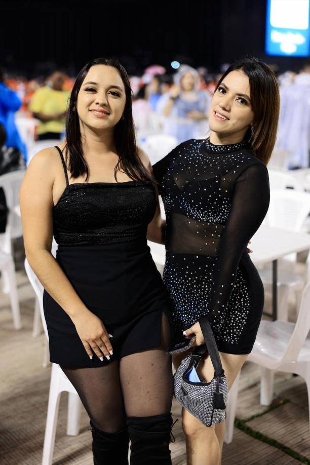 Karla Aguilar y Jennifer Benítez