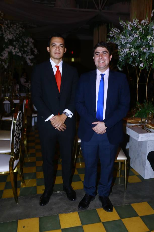 Mario Acevedo y Adrián Campos
