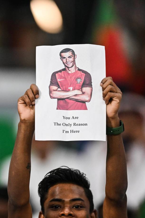 Y este seguidor de Portugal compartió este mensaje para Cristiano ROnaldo: “Tu eres la única razón por la que estoy aquí” 