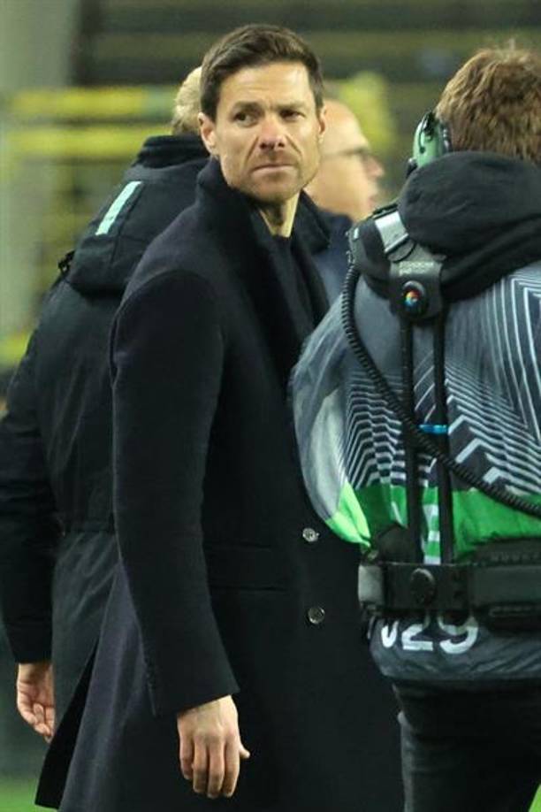 Según The Sun, el West Ham tiene en la mira a Xabi Alonso para ser el estratega del equipo. El exjugador del Real Madrid ha demostrado un gran nivel bajo el mando del Bayer Leverkusen.