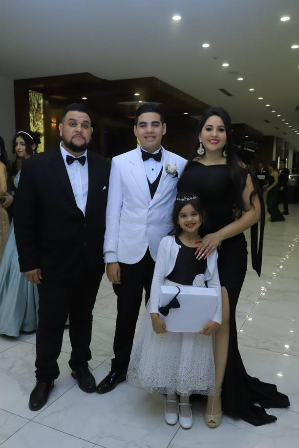 Prom Night de los seniors de la Kiddy Kat &amp; Morazzanni