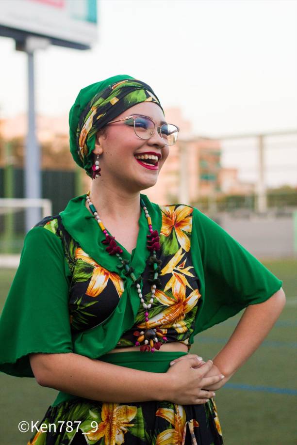 Los bailarines mostraron el color, belleza y tradición de la cultura hondureña a través de sus atuendos.