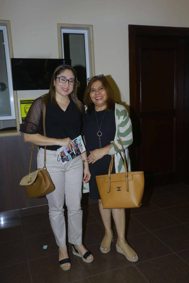 Karla Portillo y María Alfaro