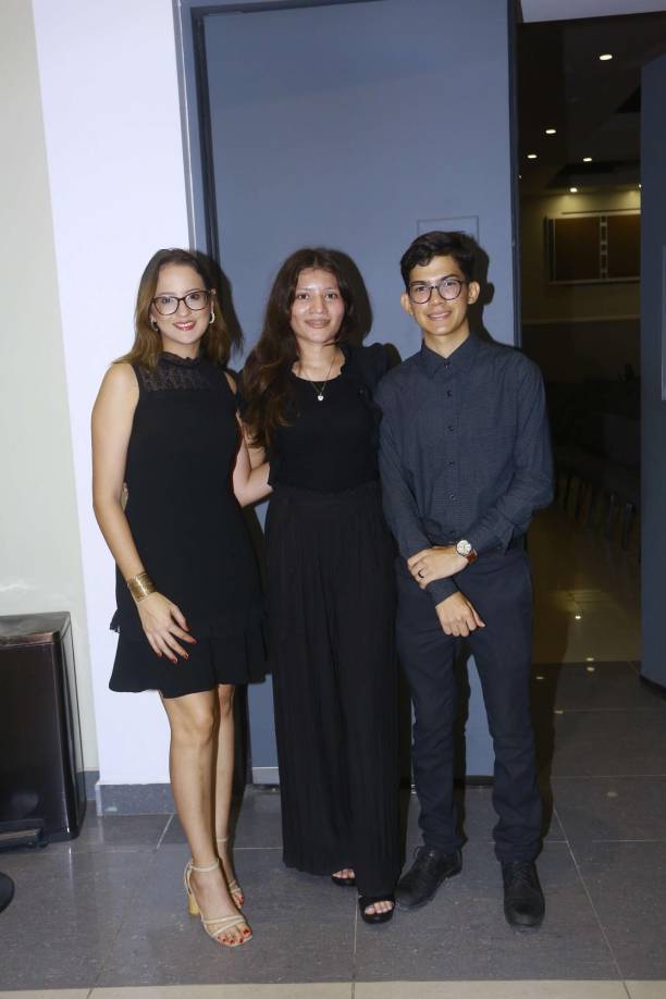 Andrea Castellanos, Débora Cerrato y Alberto Rodríguez