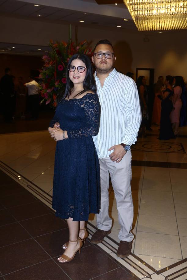 Gabriela Contreras y Daniel Chinchilla