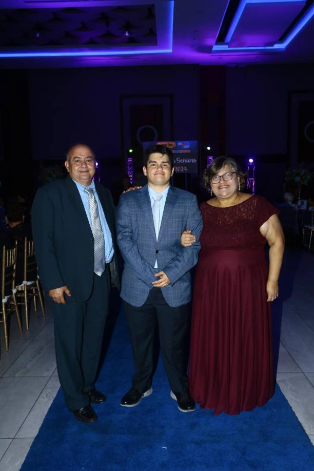 Melvin Aguilar, Josué Aguilar y Maribel Velásquez