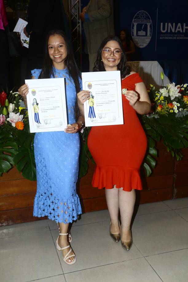 Evelyn Méndez y Ana Berthy Rosales