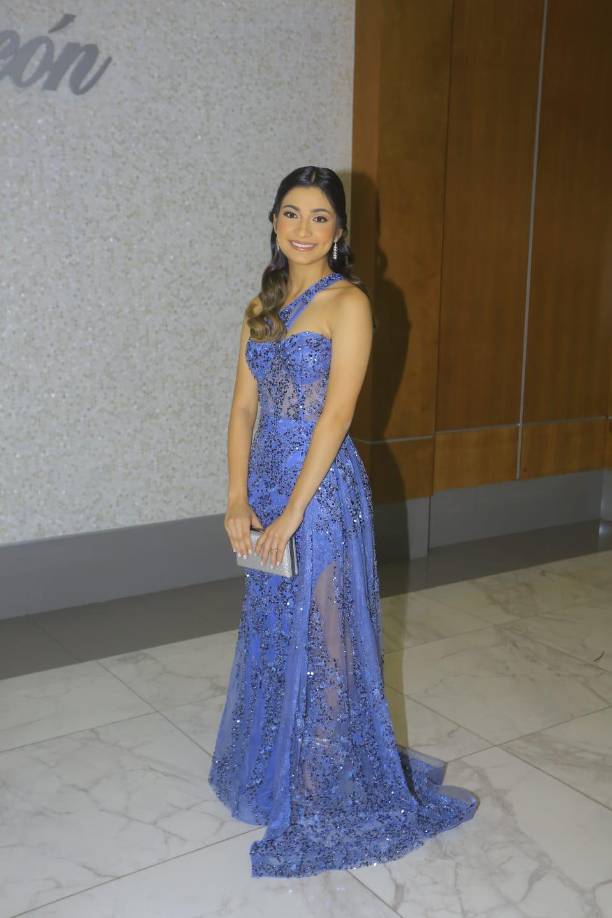 Escuela Santa María del Valle celebra su “Grad Night 2023”