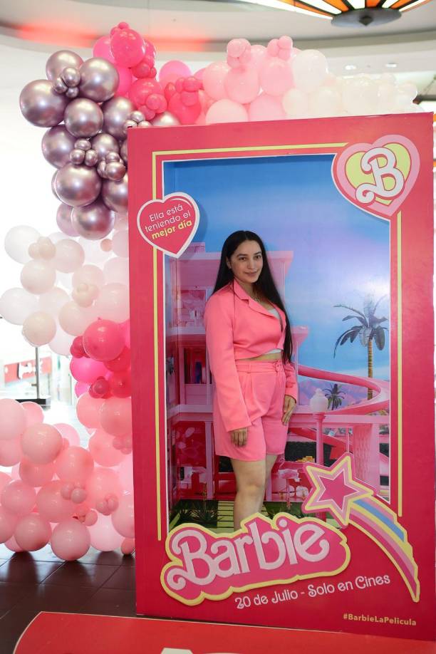 ¡Locura rosa! Así se lucen los sampedranos por estreno de Barbie