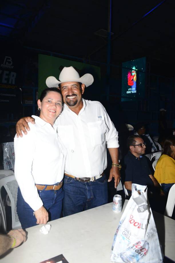 Los asistentes disfrutaron de las canciones de la agrupación mexicana. 