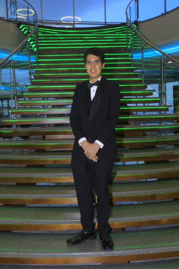 Escuela Santa María del Valle celebra su “Grad Night 2023”