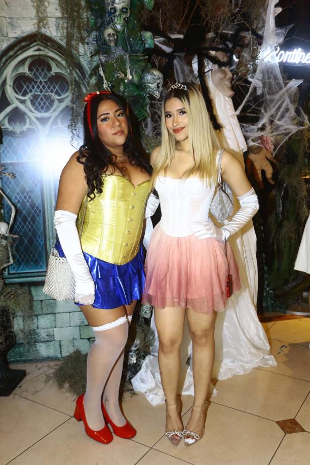 Gisel Ramírez y Kensy Toro