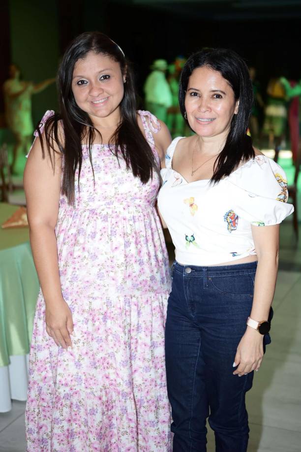 Riccy Fúnez y Jacky Castro