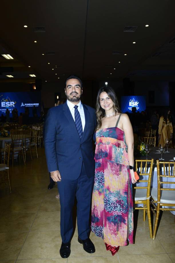 Paulo Costa y Fabiola Cañas