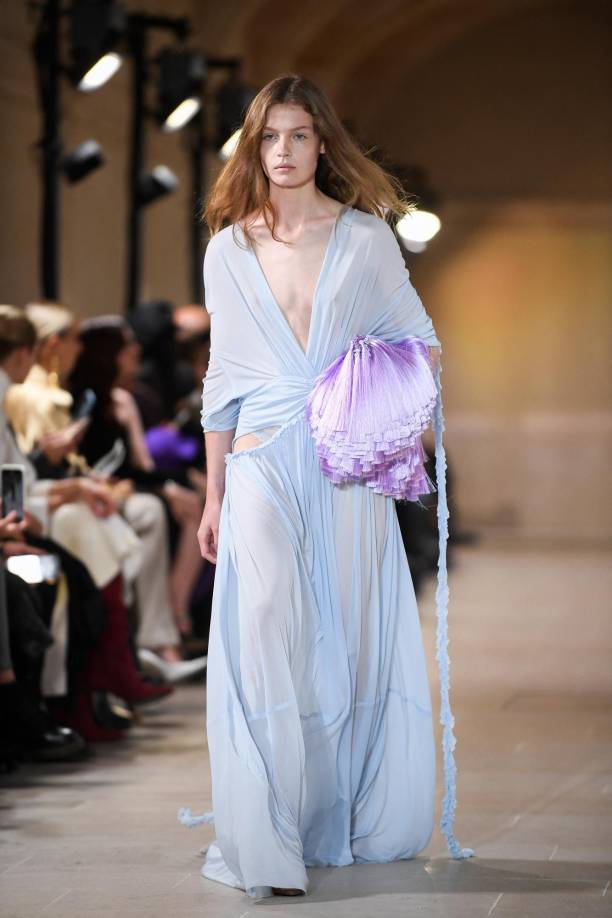 Los vestidos cut out con transparencias