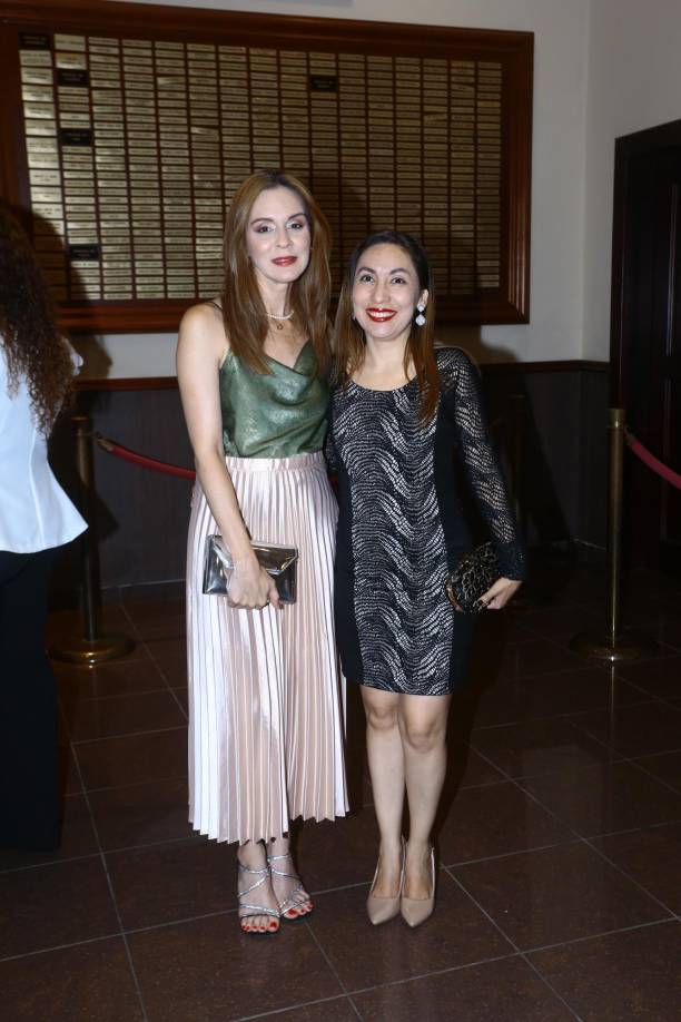 Karol Mejía y Fany Barahona