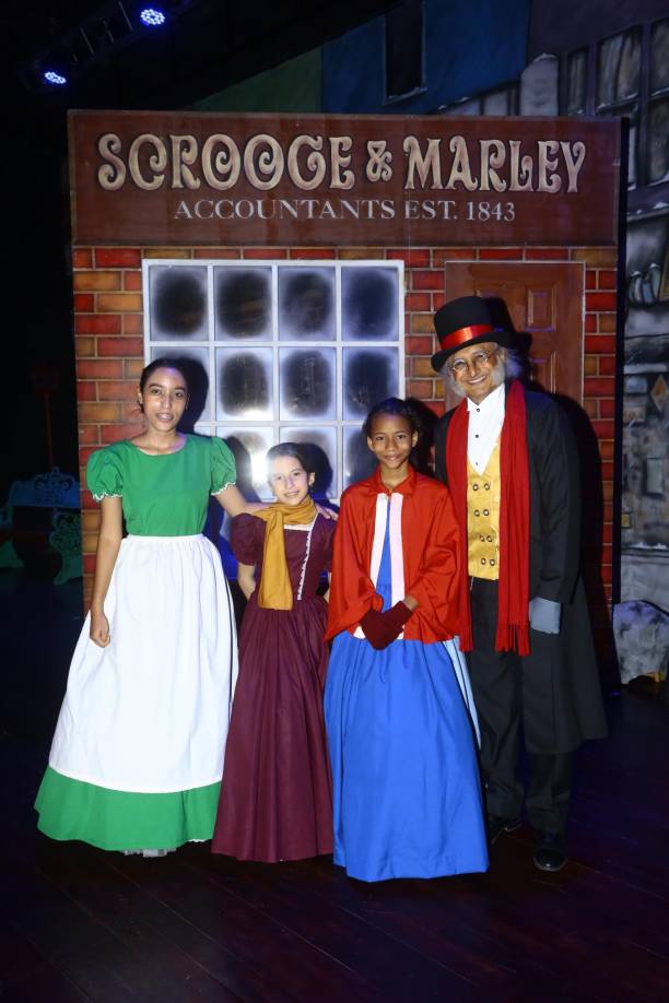 Stefany Quiróz, Victoria Guzmán, Dulce Guzmán y Damario Reyes