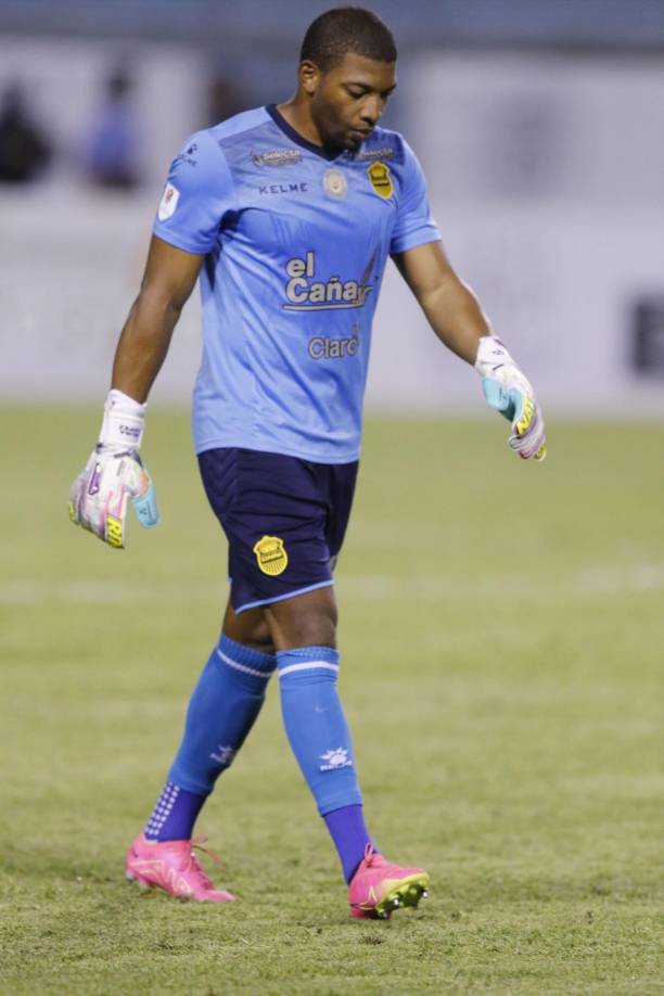 Sin embargo, Real España no pudo sumar una nueva victoria y cosechó un amargo empate ante los de Comayagua.