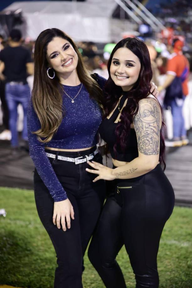 Ariadna Ictech y Alix Alegría, estas bellas chicas posaron para el lente de LA PRENSA. 